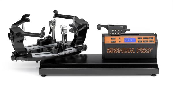 Signum Pro S-6700 tabletop stringing machine in side view